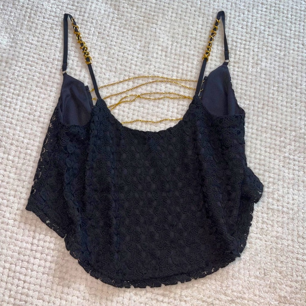 Open Chain Back Black Crop Top